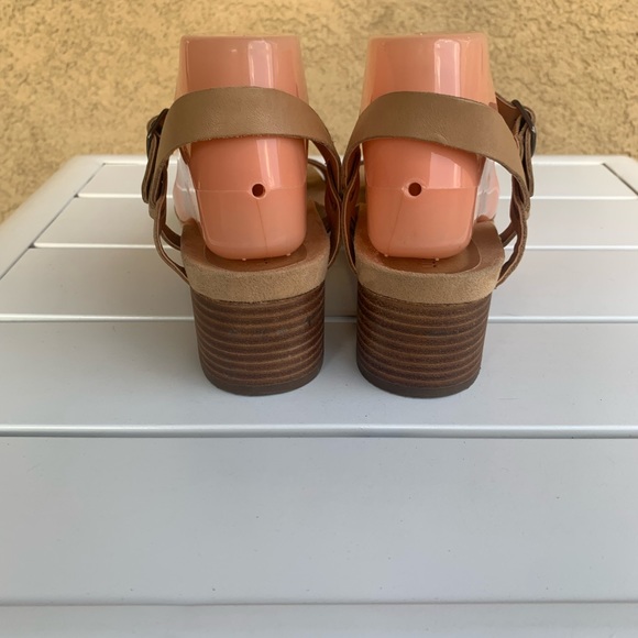 Lucky Brand nude tan leather Pagona sandals block heel size 9.5M - Picture 4 of 14